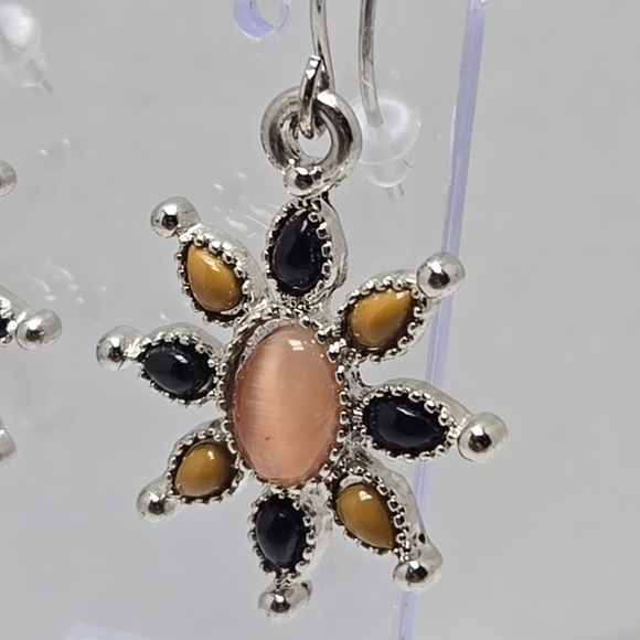 Vintage CHAPS Silvertone Flower Dangle Pierced Earrings Black Taupe Brown Stone - Picture 5 of 8